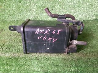 Фото запчасти фильтр паров топлива Toyota VOXY 2003 контрактная запчасть Запчасть фильтр паров топлива Toyota VOXY 2003