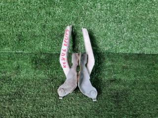 Запчасть петли капота Toyota Hiace Regius 1998