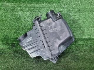 Запчасть корпус воздушного фильтра Toyota Succeed 2005