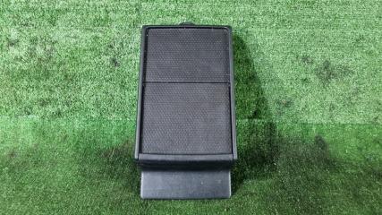 Запчасть подстаканник Toyota WISH 2006