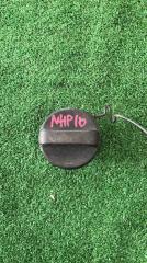 Фото запчасти крышка топливного бака Toyota AQUA 2011 контрактная запчасть Запчасть крышка топливного бака Toyota AQUA 2011