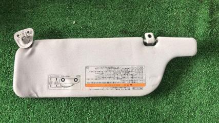 Запчасть козырек солнцезащитный правый Toyota RAUM 1999
