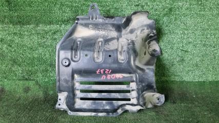 Запчасть защита двигателя правая Toyota LITE ACE 2015