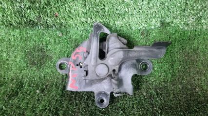 Запчасть замок капота Toyota Probox 2005