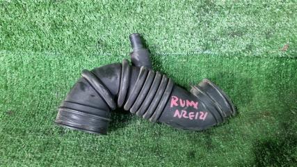 Запчасть патрубок воздушного фильтра Toyota Corolla RUNX 2001