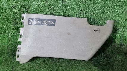 Запчасть консоль торпеды Toyota DYNA 2003