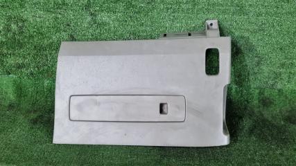 Запчасть консоль торпеды Toyota DYNA 2005