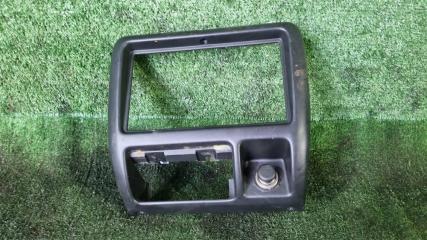 Запчасть консоль магнитафона Suzuki Jimny 1999