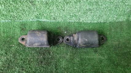 Отбойник рычага передний Nissan Atlas 1991