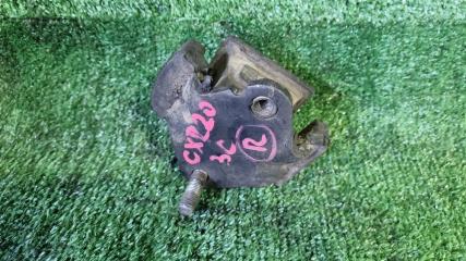 Запчасть подушка двигателя правая Toyota Estima 1996