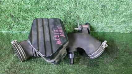 Запчасть патрубок воздушного фильтра Toyota Nadia 2001