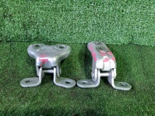 Запчасть петли двери передние правые Toyota Corolla AXIO 2012