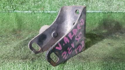 Запчасть кронштейн опоры двигателя передний Toyota Vista Ardeo 1999