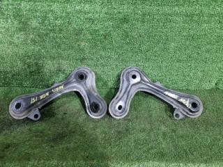 Запчасть крепление балки подвески Toyota Auris 2006