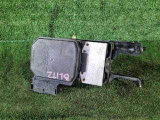 Запчасть блок abs Toyota MARK II Wagon BLIT 2003