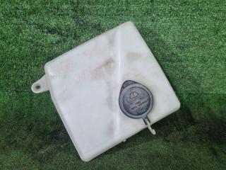 Запчасть бачок стеклоомывателя Toyota Chaser 1997