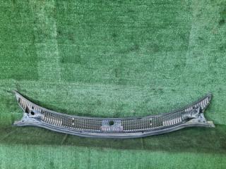 Запчасть пластик дворников жабо Toyota RAV-4 1998