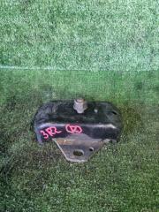 Запчасть подушка двигателя правая Toyota Hilux SURF 2000