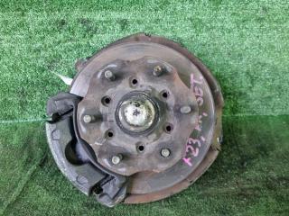 Запчасть ступица передняя правая Nissan Atlas 1994