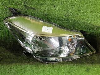 Запчасть фара правая Toyota VITZ 2013