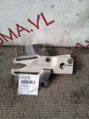 Петля капота NISSAN SUNNY B15 QG13DE 654004M400, 654014M400 1 ракурс Петля капота NISSAN SUNNY B15 QG13DE 654004M400, 654014M400 1 ракурс