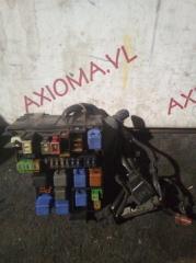Блок предохранителей NISSAN LEOPARD JGBY32 VH41DE 2438010Y00 1 ракурс