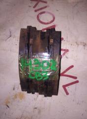 Тормозные колодки передние HONDA ASCOT CB3 F20A 45022SW3000 2 ракурс