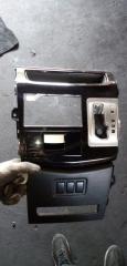 Консоль магнитофона NISSAN ELGRAND TE52 QR25DE 682601JB0A 1 ракурс