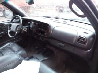 Запчасть консоль магнитофона DODGE DURANGO 1999 DN5L74 POWERTECH 5FV37DX9 контрактная Консоль магнитофона DODGE DURANGO 1999 DN5L74 POWERTECH 5FV37DX9 контрактная