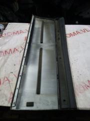 Накладка на дверь правая задняя TOYOTA ALPHARD MNH10 1MZFE 6766758010 5 ракурс