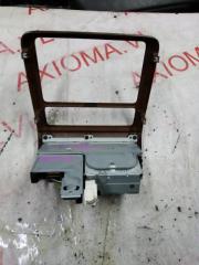 Консоль магнитофона TOYOTA CROWN MAJESTA UZS151 1UZFE 5540530320, 5540530340 2 ракурс