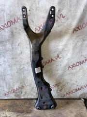 Балка под двс NISSAN SERENA 2000