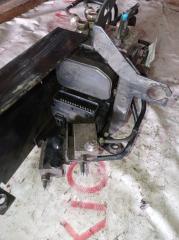 Блок abs MAZDA BONGO SK82M F8E S41J437A0 4 ракурс