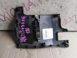 Консоль торпеды TOYOTA RACTIS NCP120 1NZFE 6221952020, 55611-52190 2 ракурс