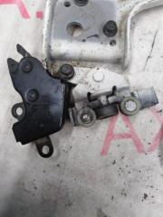 Ролик двери правый задний NISSAN SERENA C25 MR20DE 824201GZ0B, 82410CY200 4 ракурс
