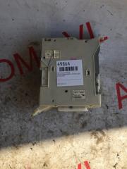 Блок предохранителей TOYOTA CROWN MAJESTA UZS186 3UZFE 8273030A30, 82730-30A30 1 ракурс Блок предохранителей TOYOTA CROWN MAJESTA UZS186 3UZFE 8273030A30, 82730-30A30 1 ракурс