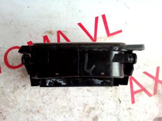 Подстаканник TOYOTA CROWN MAJESTA UZS186 3UZFE 5562030140 2 ракурс