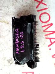 Подстаканник TOYOTA CROWN MAJESTA UZS186 3UZFE 5562030140 3 ракурс