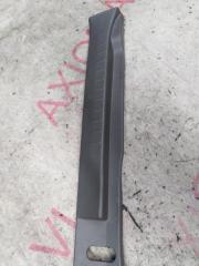 Накладка замка багажника HONDA MOBILIO GB2 L15A 84640SCC003ZB 3 ракурс