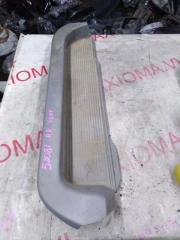 Порожек пластиковый правый задний TOYOTA VOXY AZR65 1AZFSE 6791728080B0, 6791728080B1 1 ракурс