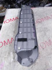 Порожек пластиковый правый задний TOYOTA VOXY AZR65 1AZFSE 6791728080B0, 6791728080B1 2 ракурс