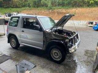Ступица правая передняя MITSUBISHI PAJERO MINI H53A 4A30 MR448402, MR448402, MR554726, MR554728 1 ракурс