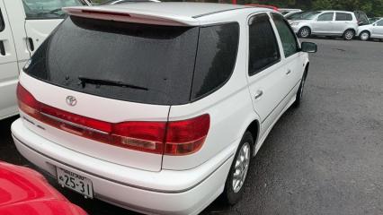 Уплотнительная резинка дверей левая задняя TOYOTA VISTA ARDEO SV55 3SFE 6787232130 2 ракурс