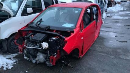 Инжектор VOLKSWAGEN UP! 121 CHYB 04C906031D 1 ракурс