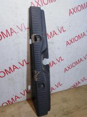 Запчасть накладка замка багажника FORD EXPLORER 2003