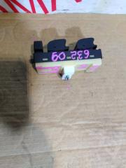 Пульт стеклоподъемника правый передний DAIHATSU MIRA E:S LA300S KFVE3 84820B2280 5 ракурс