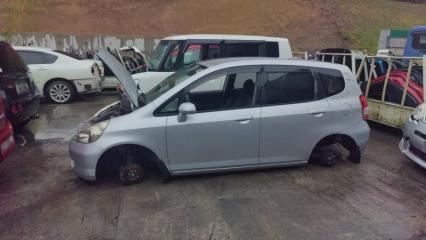 Бампер задний HONDA FIT GD3 L15A 71501SAA0000 3 ракурс