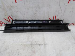 Порожек пластиковый правый передний LEXUS IS250 GSE20 4GRFSE 6791053050C0 3 ракурс