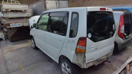 Дверь правая задняя MITSUBISHI TOPPO BJ H42A 3G83 MR439346 2 ракурс