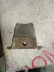 Отбойник рессоры левый TOYOTA HIACE KDH205 2KDFTV 4834126230 1 ракурс